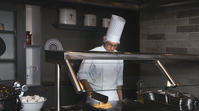 Sofia Torres — Head Chef & Recipe Developer at Starbird chicken